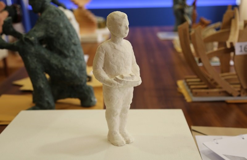 Featured image for “Završavaju se radovi u Betini – 12. lipnja otkrivanje Spomenika kalafatima i otvaranje Trga na moru”