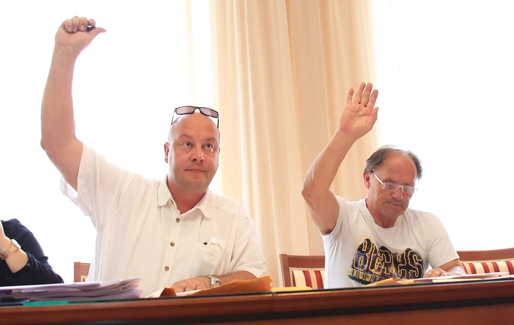 Ruke gore (Foto: Rudinapress/H. Pavić)