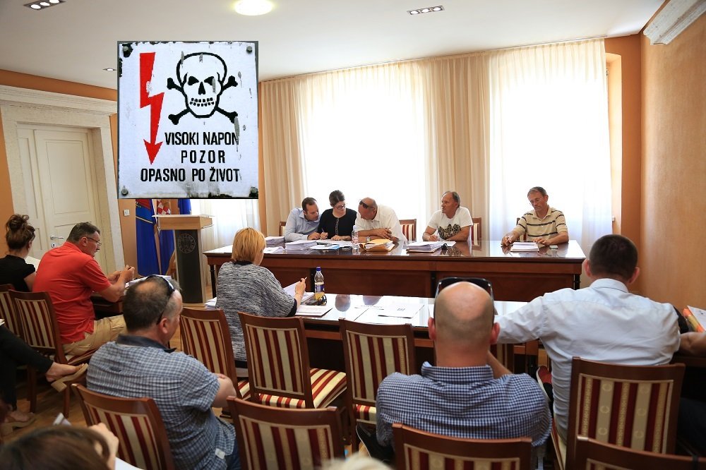 Featured image for “Općinsko vijeće Tisnog još jednom odlučilo: Na dječjem igralištu na Ratu se gradi trafostanica!”