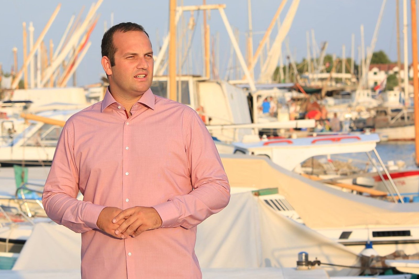 Featured image for “Ivan Klarin (SDP) ide po treći saborski mandat: ‘Ako pobijedi HDZ, nastavit će pustošiti institucije našeg otoka’”