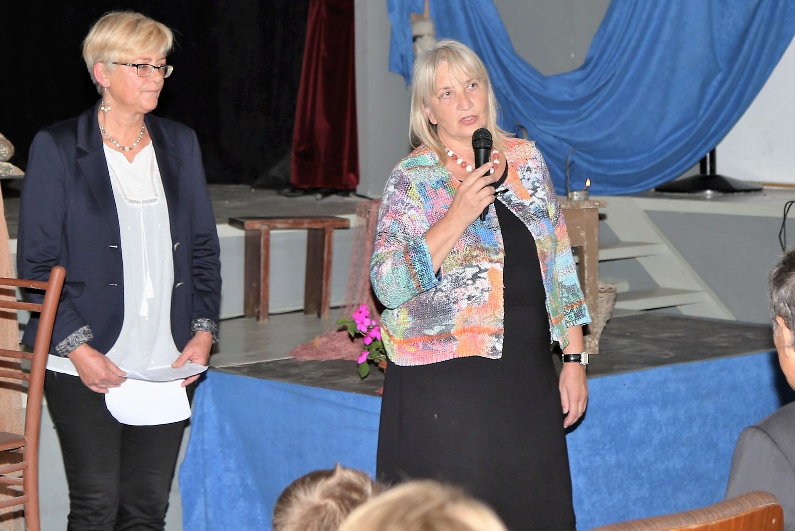 Ravnateljica Narodne knjižnice i čitaonice Mande Turčinov-Ježina i ravnateljica Knjižnica Grada Zagreba Davorka Bastić.