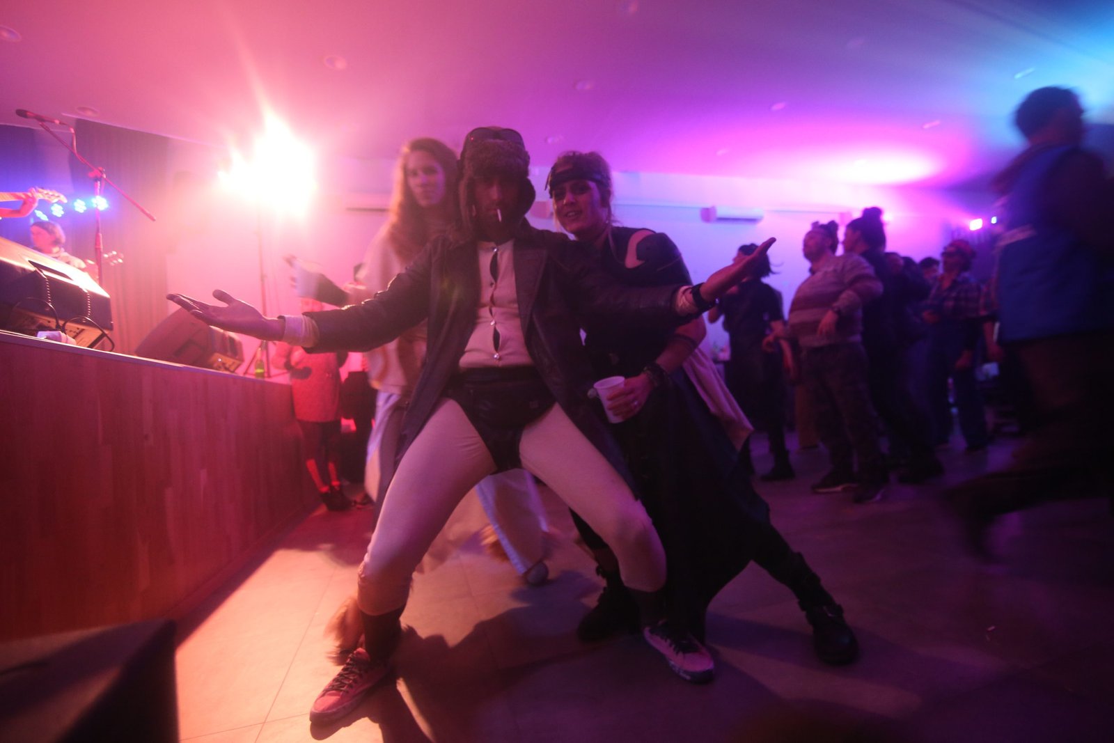 Featured image for “Pirovčani zaustavili epidemiju – Korona virus nestao u plamenu”