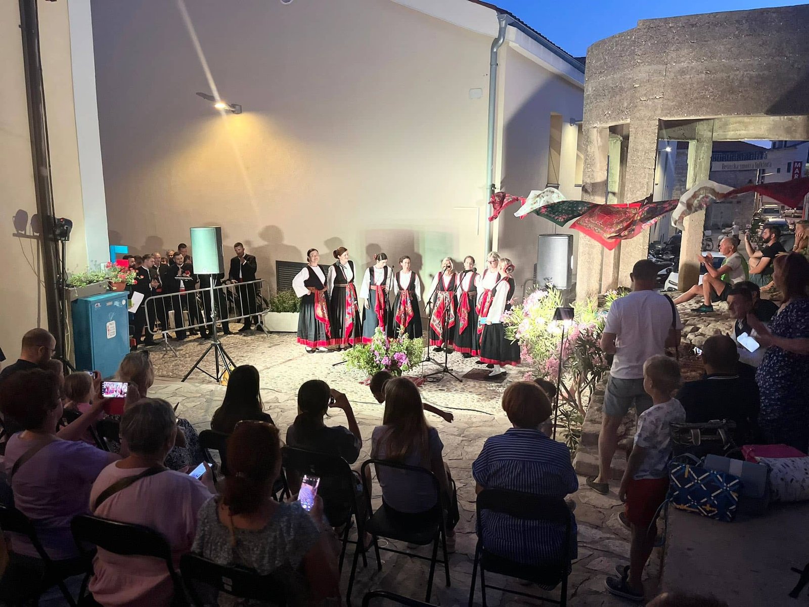 Klapska večer (Foto: KUD Zora)